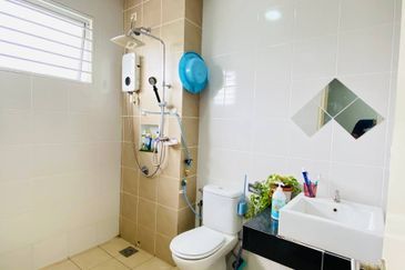 Abadi @ Bandar Ainsdale