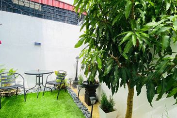 Abadi @ Bandar Ainsdale