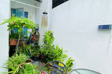 Abadi @ Bandar Ainsdale