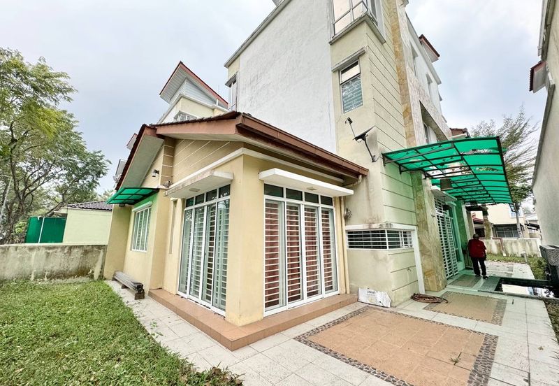 Seksyen 4, Shah Alam