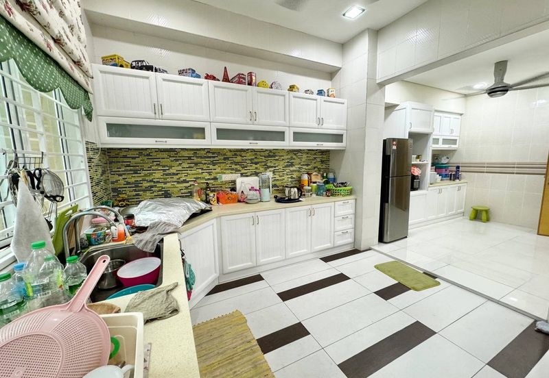 Seksyen 4, Shah Alam