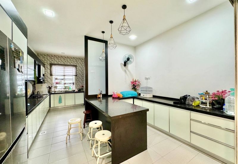 Seksyen 13, Shah Alam