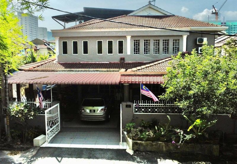 Bandar Tasik Selatan 2 Storey (CORNER LOT) Kuala Lumpur For Sale