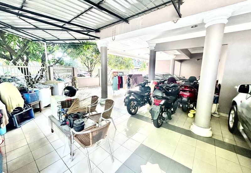 Bandar Tasik Selatan 2 Storey (CORNER LOT) Kuala Lumpur For Sale