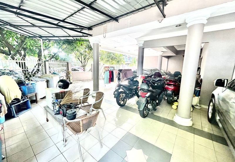 Bandar Tasik Selatan 2 Storey (CORNER LOT) Kuala Lumpur For Sale