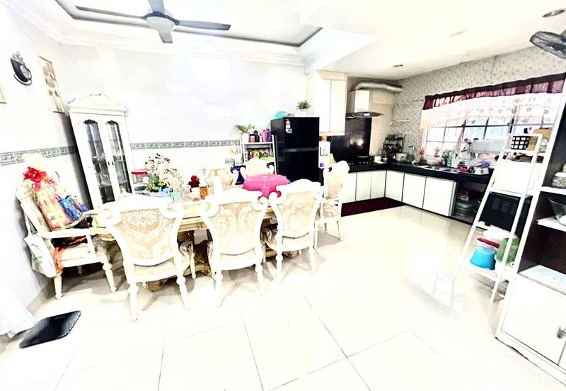 Bandar Tasik Selatan 2 Storey (CORNER LOT) Kuala Lumpur For Sale