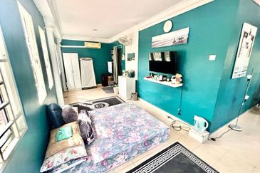 Bandar Tasik Selatan 2 Storey (CORNER LOT) Kuala Lumpur For Sale