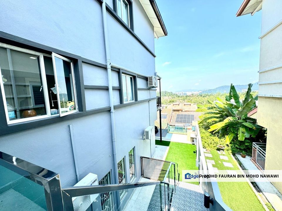 De Puncak Ukay 2.5 Storey Semi D FACING OPEN Taman Ukay Perdana For Sale, Selangor, Ampang