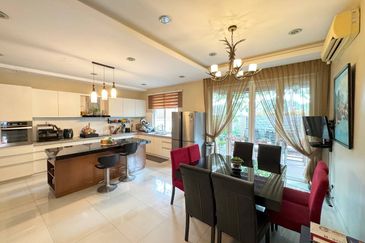 Damai 16, Setia Alam