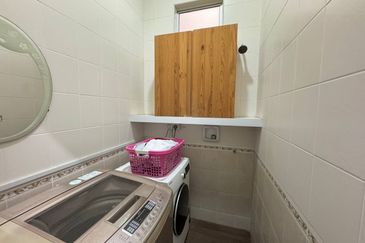 Damai 16, Setia Alam