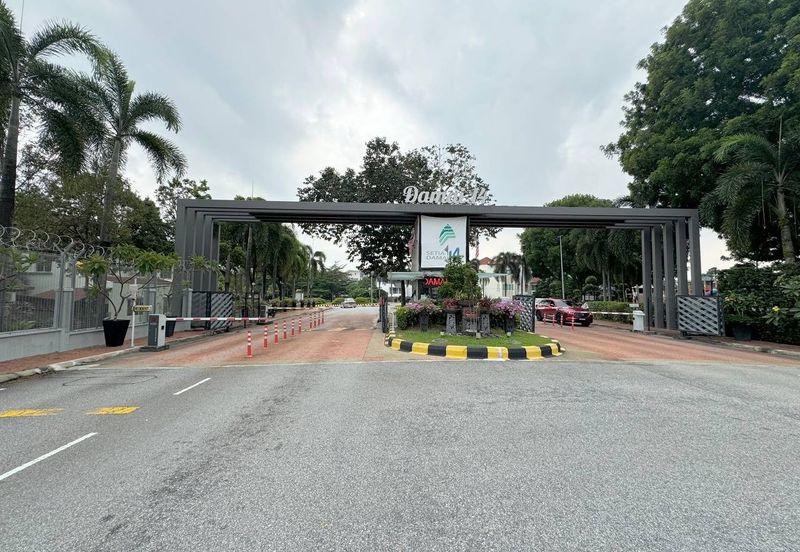 Damai 16, Setia Alam
