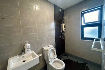 Akasia Encorp Cahaya Alam @ Seksyen U12