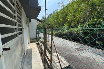 NILAI IMPIAN (LAMAN ORKID)