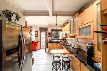 Bandar Sri Damansara 2 Storey Terrae FACING OPEN Bandar Sri Damansara For Sale