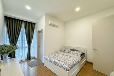 Lucent Residence @ twentyfive.7