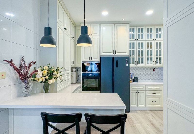 Lucent Residence @ twentyfive.7