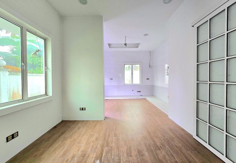 Putra Hill Residency