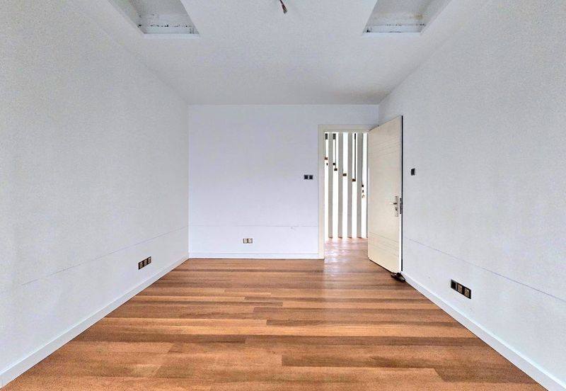 Putra Hill Residency