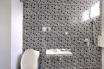 Putra Hill Residency