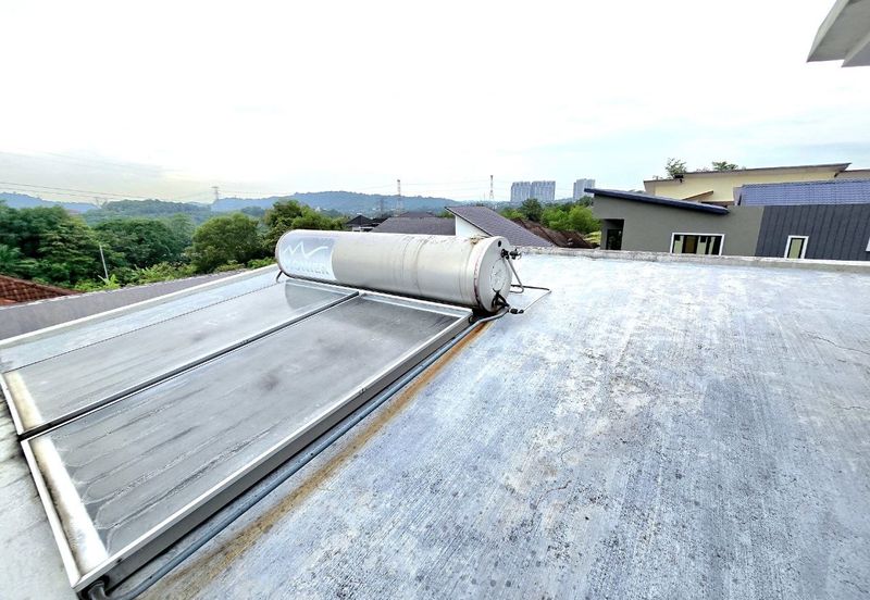 Putra Hill Residency