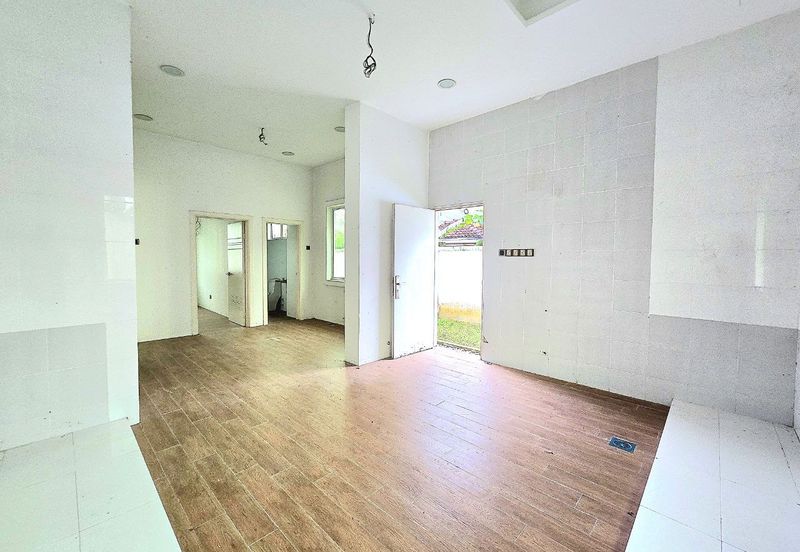 Putra Hill Residency