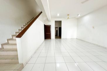 Ayu Lestari, Alam Nusantara