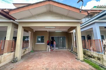 Ayu Lestari, Alam Nusantara