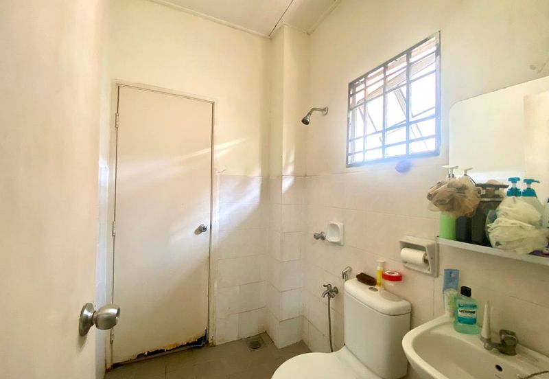 Seksyen 6 @ Bandar Bukit Mahkota