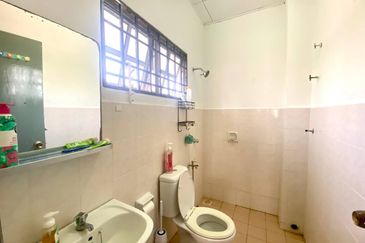 Seksyen 6 @ Bandar Bukit Mahkota