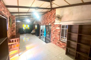 Seksyen 6 @ Bandar Bukit Mahkota