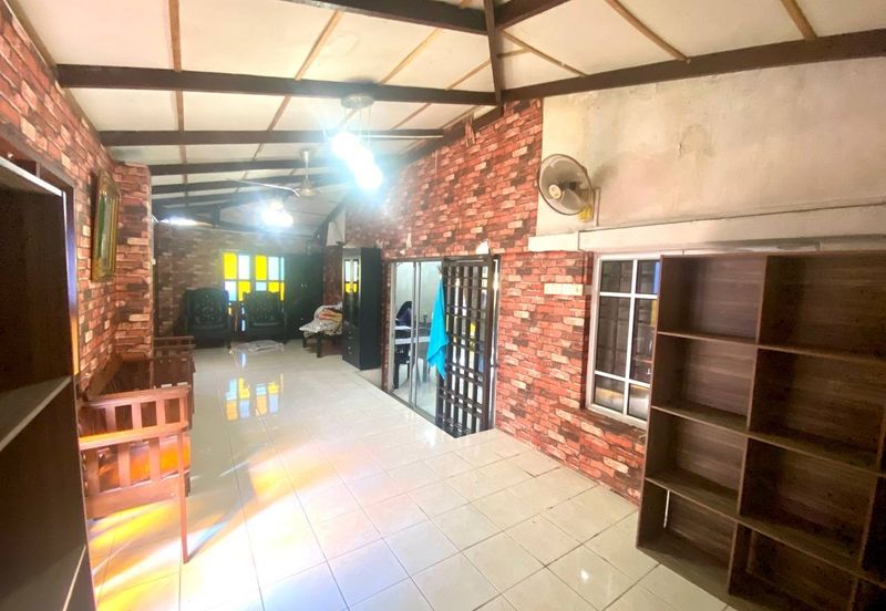 Seksyen 6 @ Bandar Bukit Mahkota