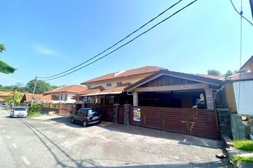 Seksyen 6 @ Bandar Bukit Mahkota