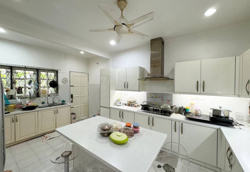 Seksyen 3, Shah Alam