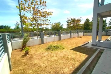 Albury 2 @ Mahkota Hills