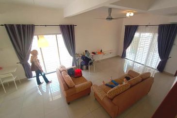 Albury 2 @ Mahkota Hills