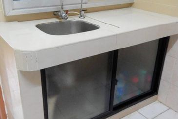 Taman Pinggiran Putra