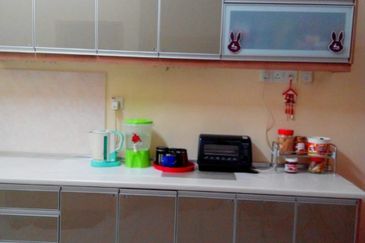 Taman Pinggiran Putra