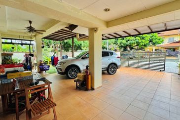 Jalan Anggerik Doritis 31/142