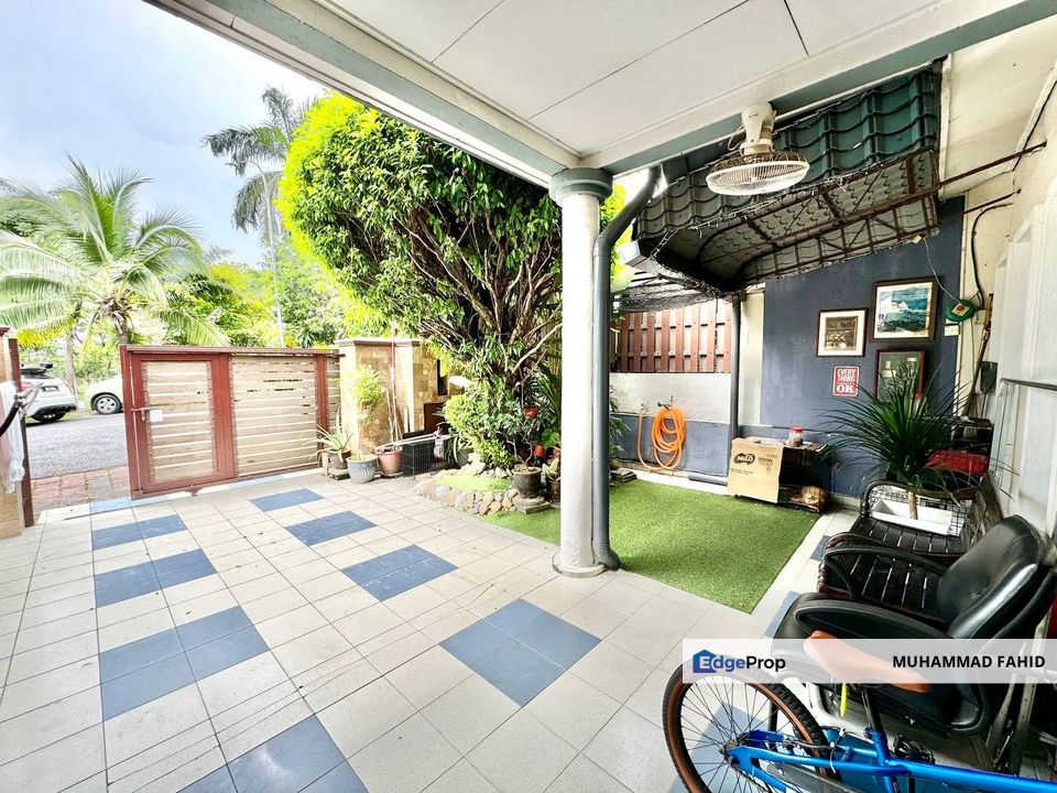 Seksyen 7 Double Storey (FACING OPEN RENOVATED) Shah Alam, Selangor, Shah Alam