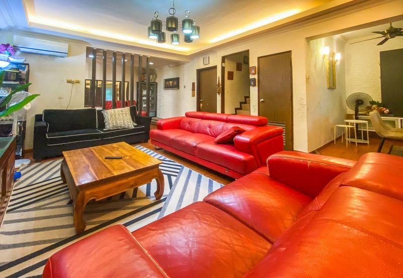 Taman Subang Pelangi