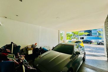 Lagenda Waterfront Homes