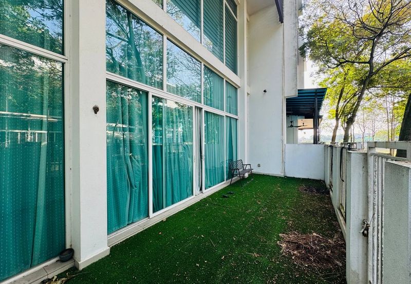 Lagenda Waterfront Homes