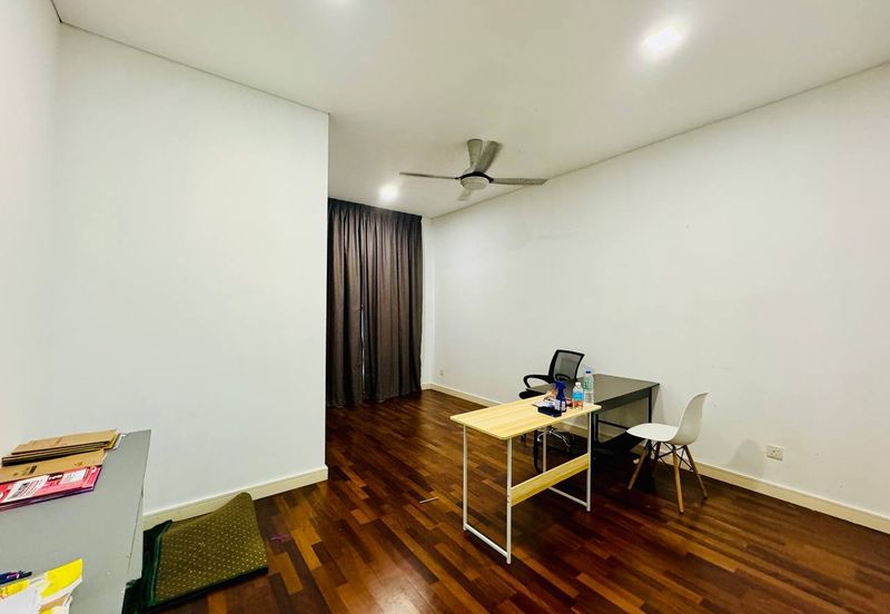 Lagenda Waterfront Homes