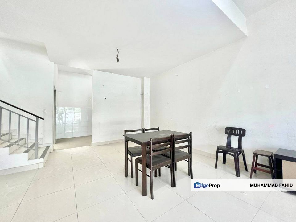 D'Mawar Residency Double Storey Bandar Salak Tinggi Sepang, Selangor, Sepang