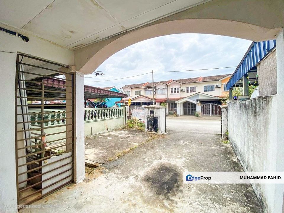 Fasa 1i Double Storey (NEAR SURAU) Bandar Tasik Kesuma Semenyih , Selangor, Semenyih