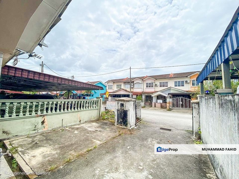 Fasa 1i Double Storey (NEAR SURAU) Bandar Tasik Kesuma Semenyih , Selangor, Semenyih