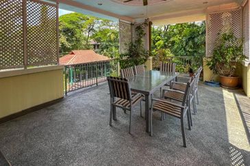 KGSAAS Golf Club, Seksyen 13