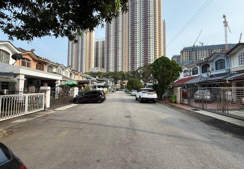 Bandar Tasik Selatan