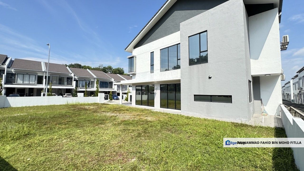 Residensi Lambaian Dua Double Storey (CORNER FULLY FURNISHED) Bangi, Selangor, Kajang