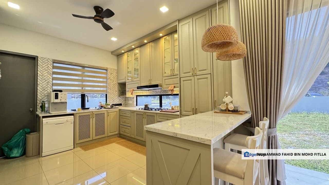 Residensi Lambaian Dua Double Storey (CORNER FULLY FURNISHED) Bangi, Selangor, Kajang